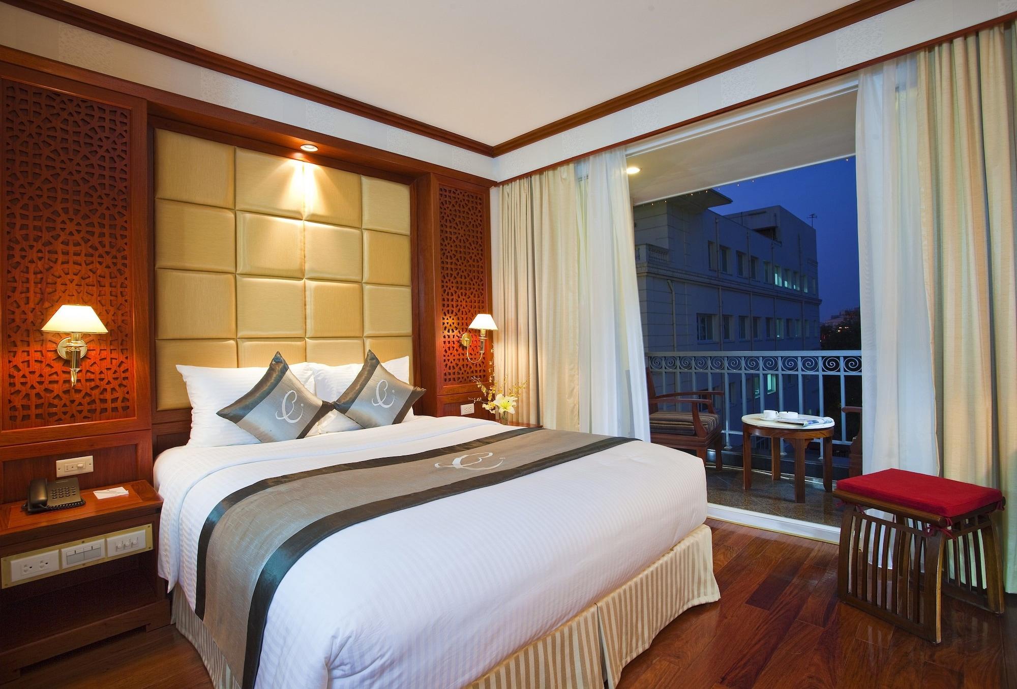 Conifer Boutique Hotel Hanoi Exteriör bild