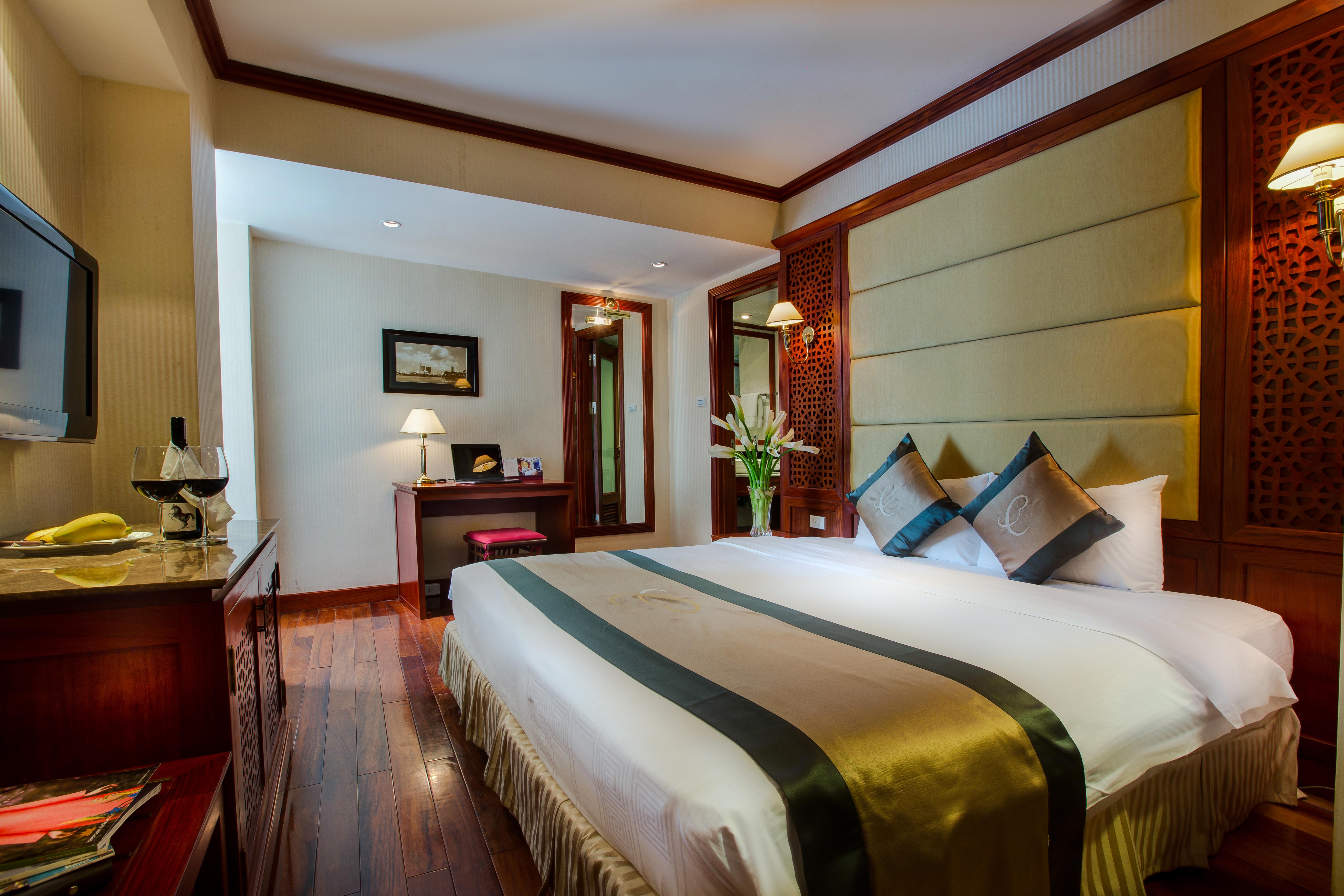 Conifer Boutique Hotel Hanoi Exteriör bild